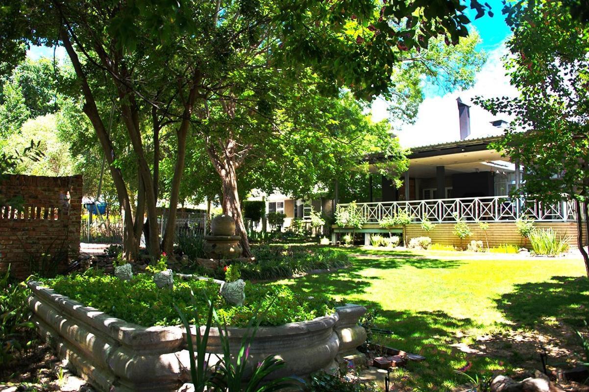 Kroon Manor Kroonstad Exterior photo